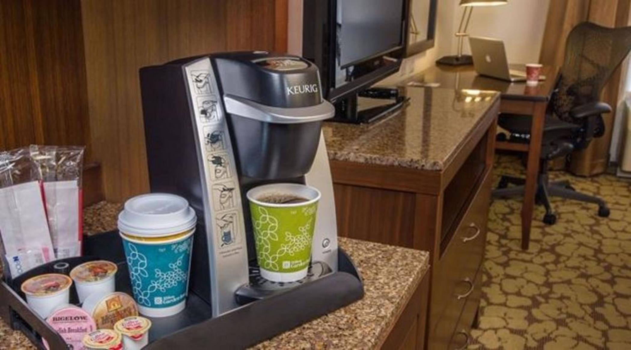 Hilton Garden South 3*
