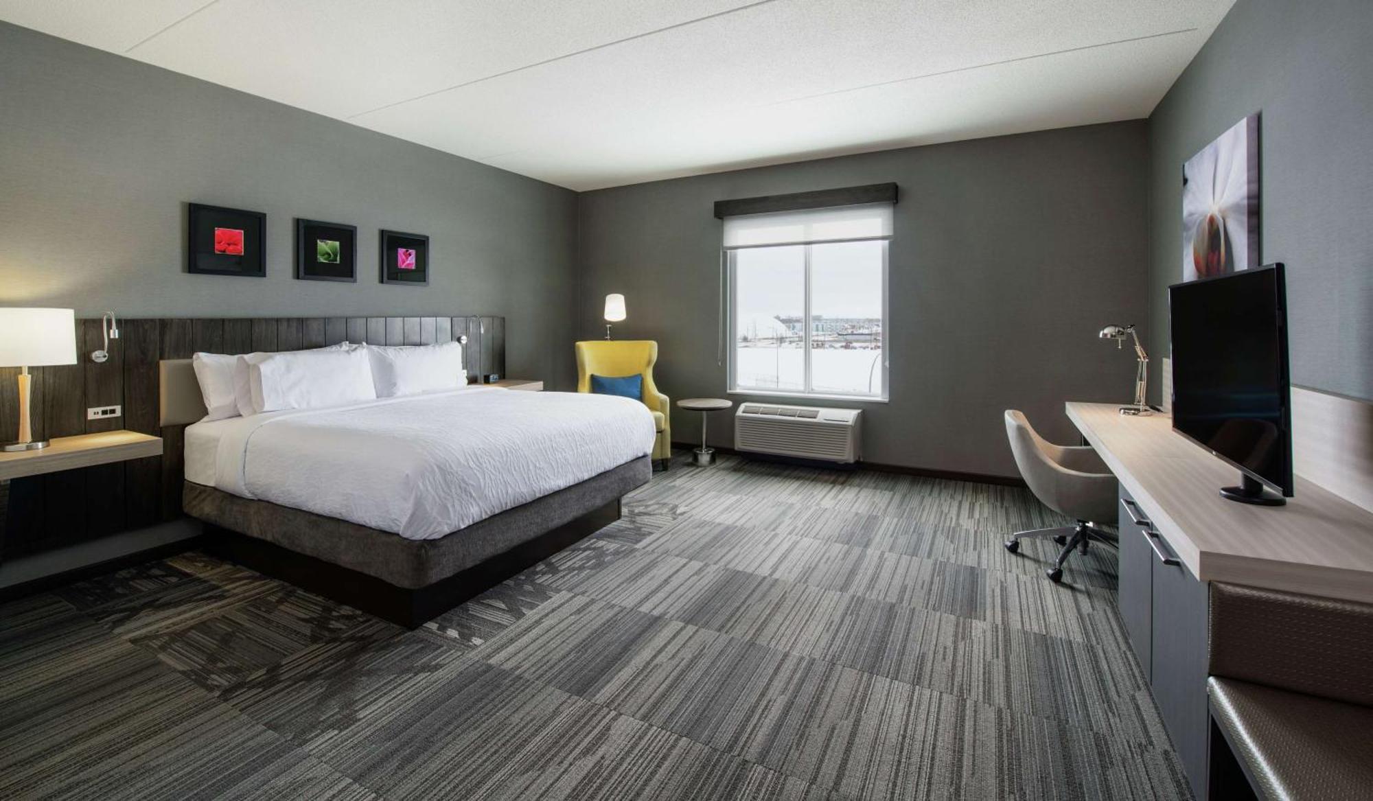 Hilton Garden South 3*